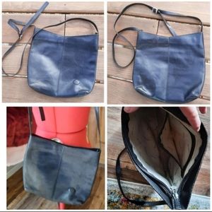 Black leather crossbody purse the Trend Italy